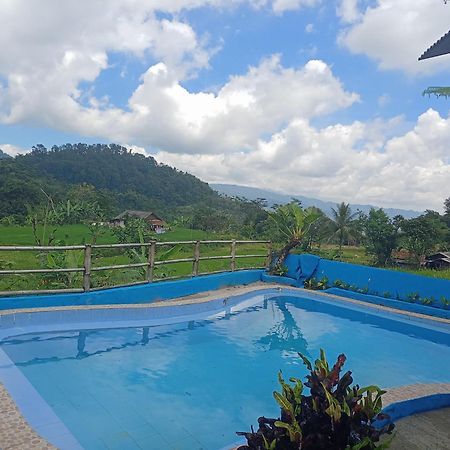De Salak Homestay Bogor Esterno foto
