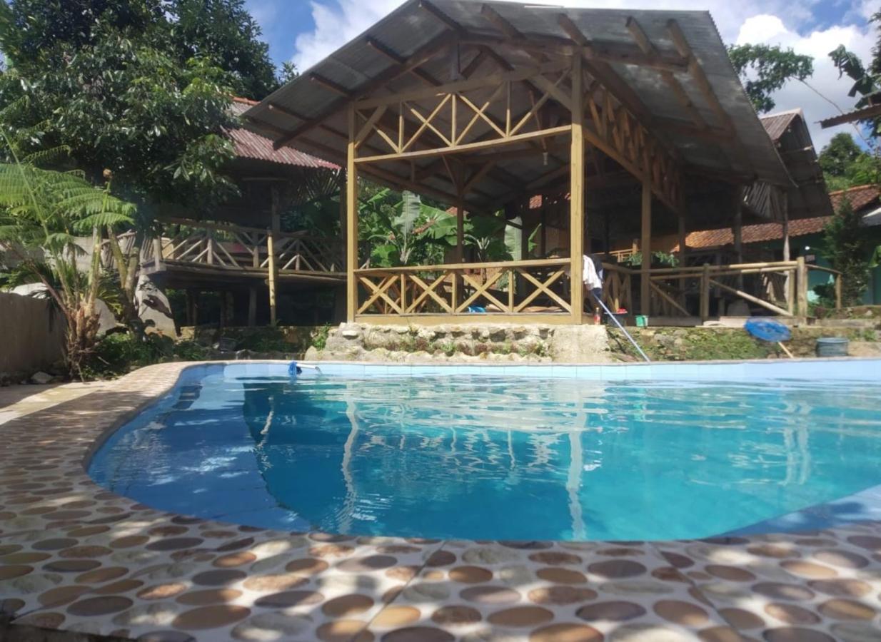 De Salak Homestay Bogor Esterno foto