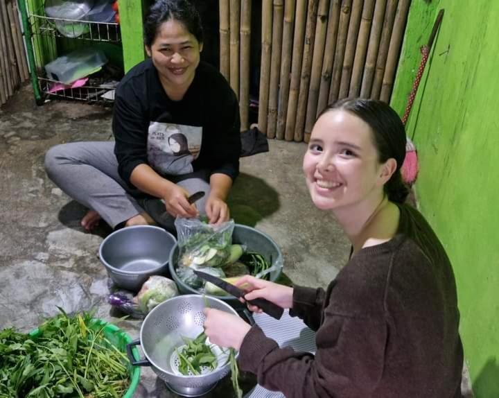 De Salak Homestay Bogor Esterno foto