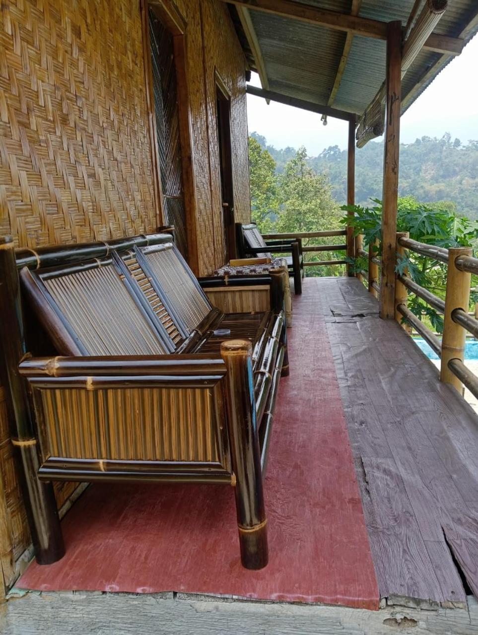 De Salak Homestay Bogor Esterno foto