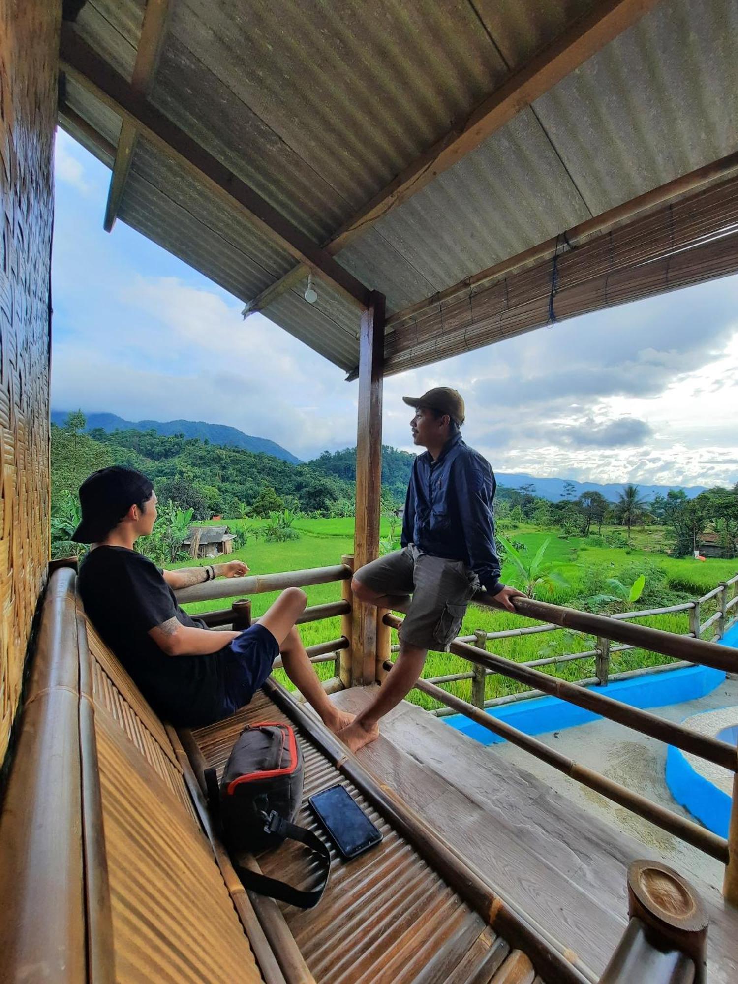 De Salak Homestay Bogor Esterno foto