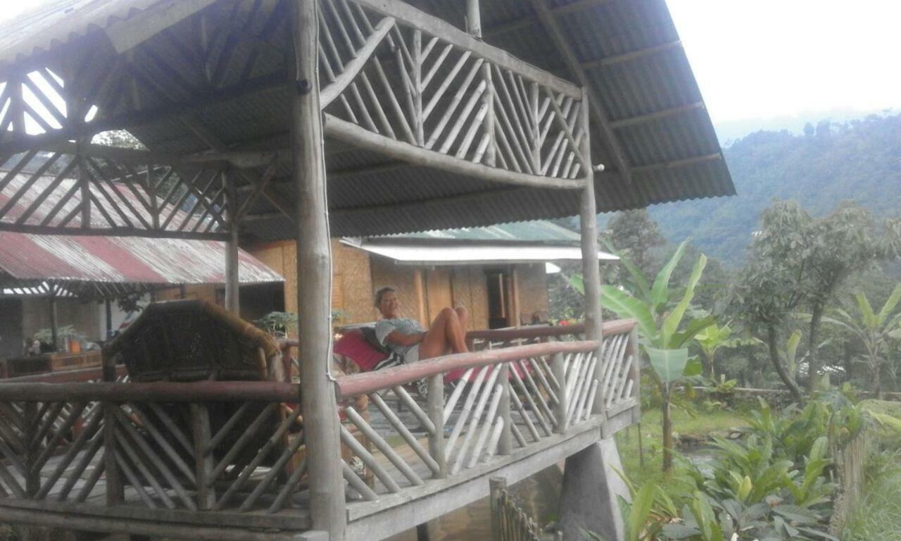 De Salak Homestay Bogor Esterno foto