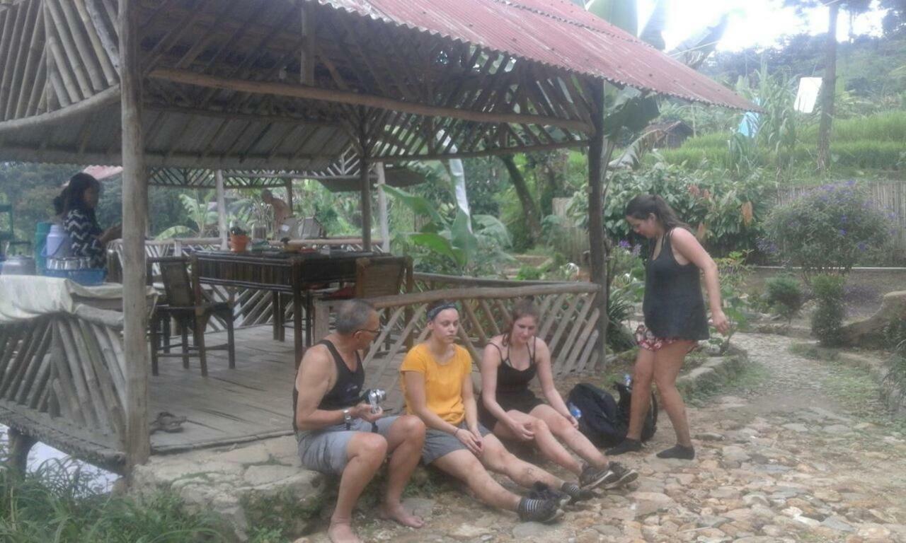De Salak Homestay Bogor Esterno foto